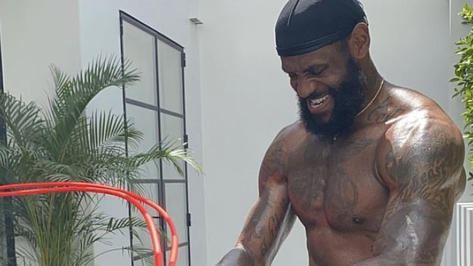 LeBron je poput mašine: Niko ne bi ni pomislio da Kralj ima 35. godina!