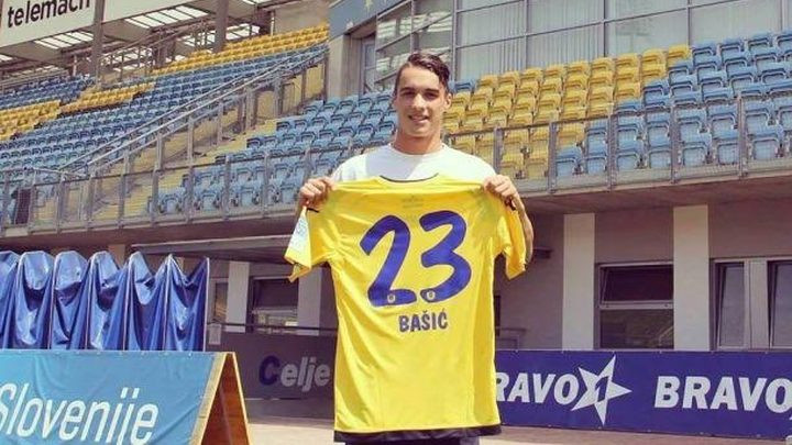 Novo lice na današnjem treningu FK Velež