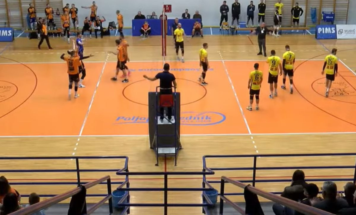 Odbojkaška euforija u Odžaku: Napredak u derbiju prvenstva savladao Domaljevac Odbojkaška euforija u Odžaku: Napredak u derbiju prvenstva savladao Domaljevac