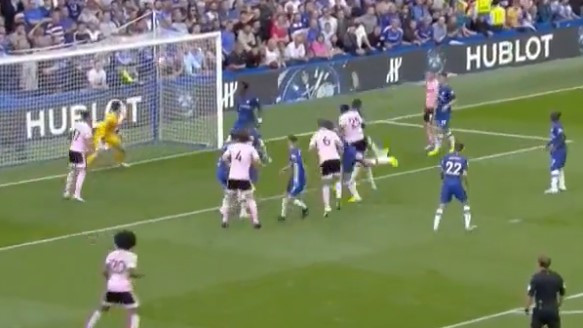 Ndidi se sjajnim golom iskupio za grešku, Kepa se nije pomakao