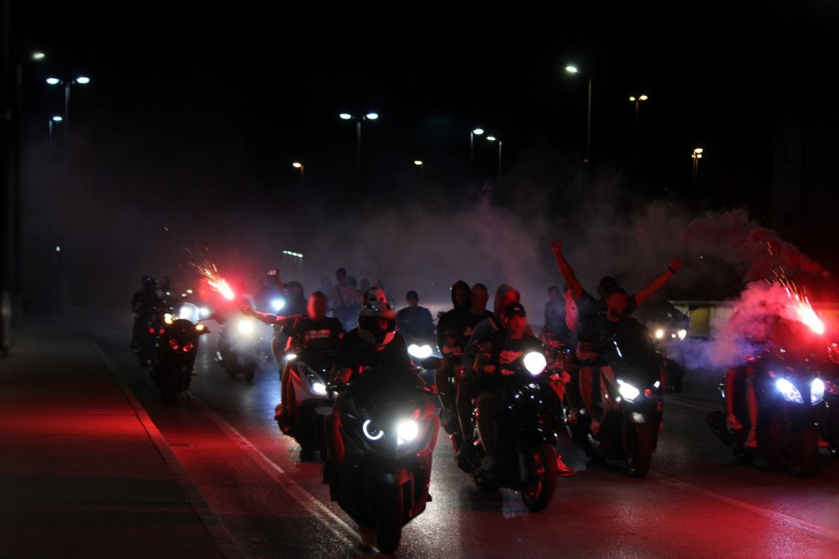 Red Army digao Mostar na noge, poruka je kristalno jasna! Red Army digao Mostar na noge, poruka je kristalno jasna!