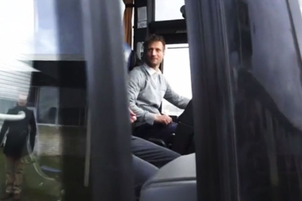 Zapečaćene koverte i najbolji nikad potrošeni novac: Bio je igračina, danas vozi autobus Zapečaćene koverte i najbolji nikad potrošeni novac: Bio je igračina, danas vozi autobus