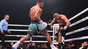 Ovaj dečko je neviđeno čudovište - Brutalan i hladnokrvan nokaut nakon kojeg niko ne ustaje