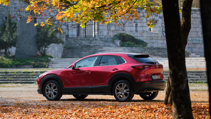 Test Mazda CX-30 G122 M-Hybrid Plus