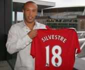 Silvestre na meti četiri engleska kluba