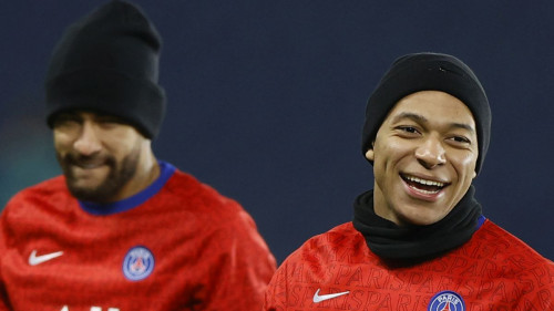 Kylian Mbappe predstavio novi imidž: Srijeda u Parizu...