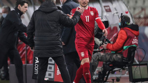 Legenda brani Piksija i zvijezdi Srbije postavlja pitanje: "Gdje bi bio kada je bilo najpotrebnije?"