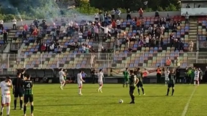 Bakljada i ovacije na oproštaju Dejana Bandovića: "Dejo, hvala ti za sve trenutke radosti i tuge"