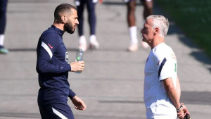 Benzema nastavlja ratovati: Nakon osvete igračima poslao žestoku poruku Deschampsu