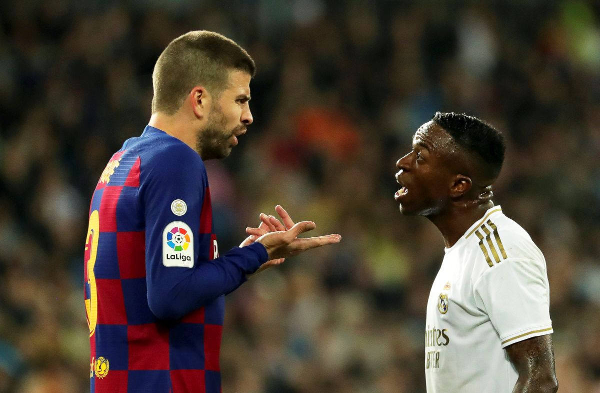 Pique čuva tri dresa Real Madrida, ali tvrdi da ih nikad neće obući 