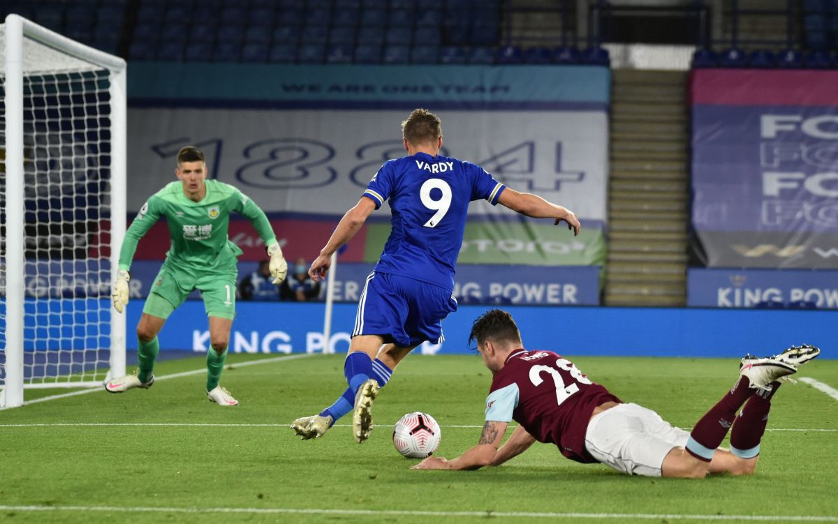 Šest golova na King Poweru, Leicester dva od dva