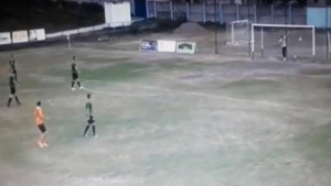Kao da su spavali: Mujkić na lukav način 'prevario' golmana Budućnosti i kamermana