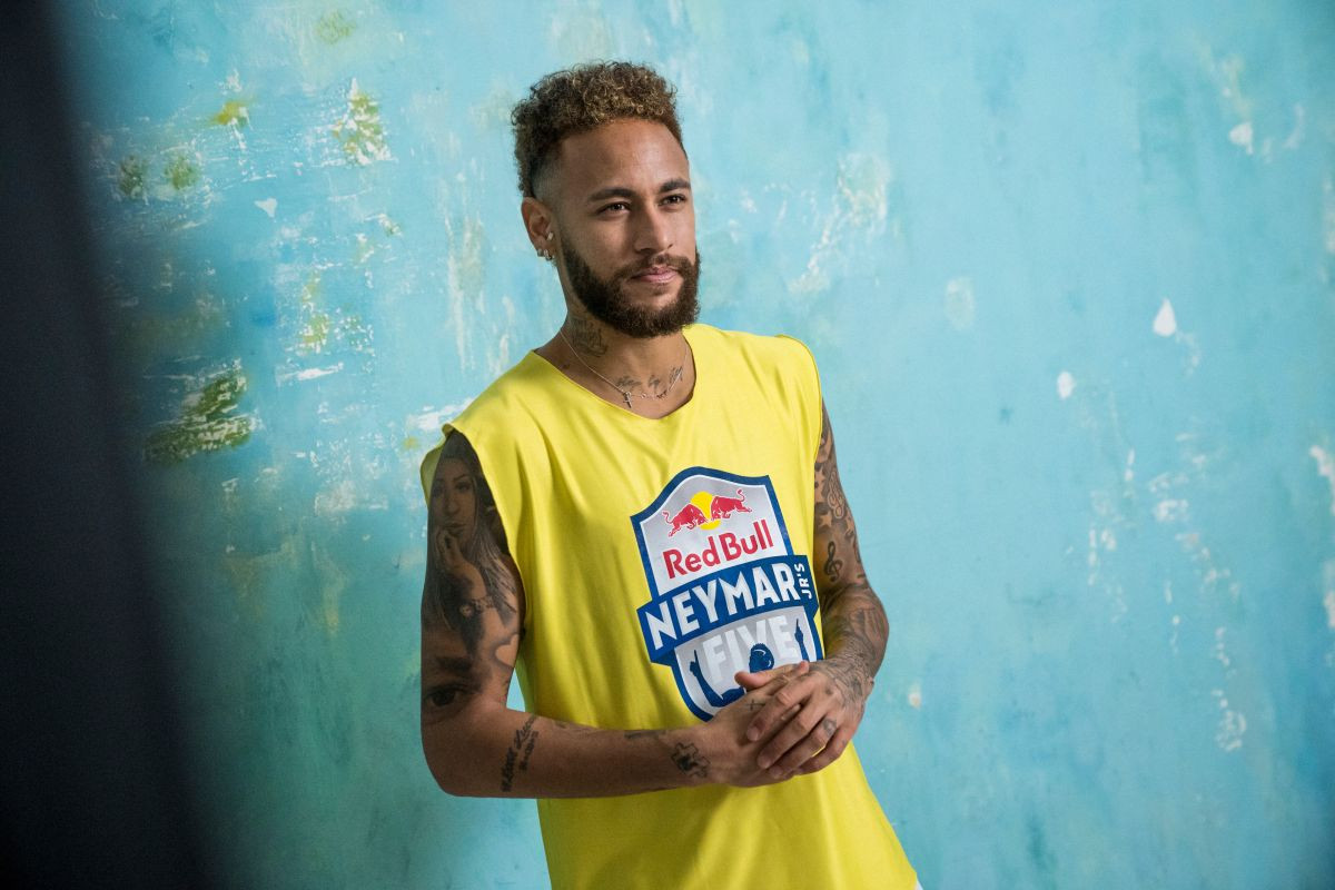 Sedam nogometaša amatera će dobiti priliku da igra protiv Neymara