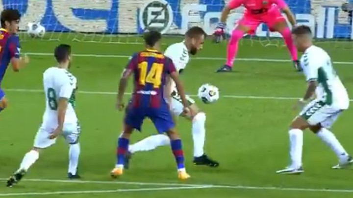 Mogao bi biti najveće pojačanje Barcelone: Magija Coutinha oduševila navijače