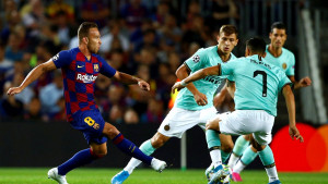 Žestok pritisak Barcelone na Arthura Mela