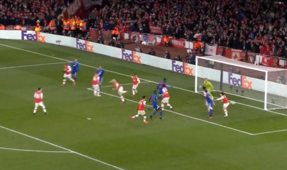 Šok za Topnike: Olympiakos poveo na Emiratesu i vratio stvari na početak
