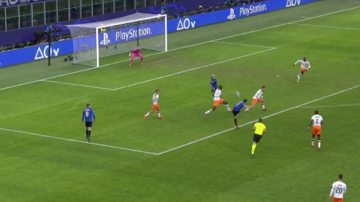 Valencia na koljenima: Spektakularan gol Freulera za 3:0