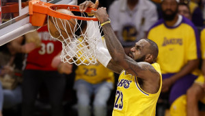 LeBron James je apsolutni kralj: Na 2:06 do kraja utakmice ispisana je historija NBA lige!