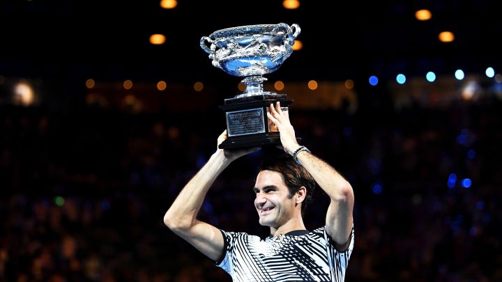 Federer ponovo u Top 10, pad Džumhura, Serena na vrhu
