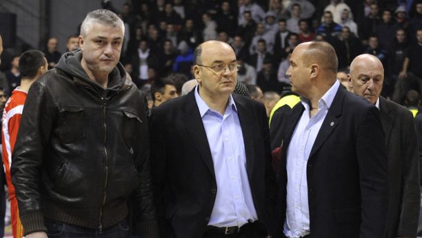 Predsjednik Partizana sinoć izboden nožem Predsjednik Partizana sinoć izboden nožem