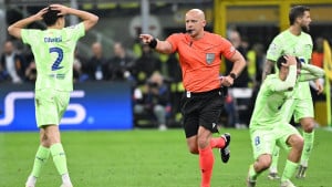 Barcelona okrivila Marciniaka za poraz i traže njegovu istragu, iz UEFA-e uputili žestok odgovor!