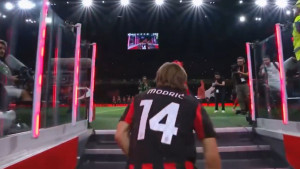 Kako čovjeku oči da ne zasuze! Modrić je izašao iz tunela, ugledao 70.000 na tribinama, a zatim...