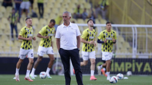 Ispali iz Lige prvaka, a on plaća ceh: Mourinho mu zabranio da bude blizu ekipe, raskid već spreman!