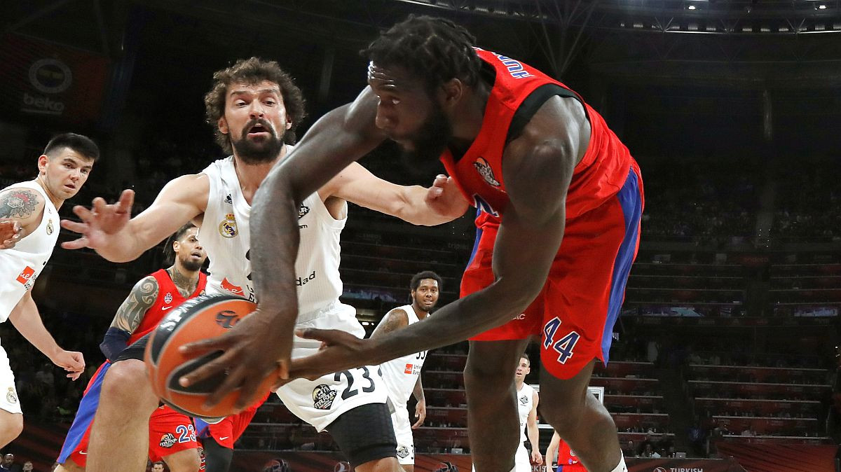 Real neće braniti titulu: CSKA i Efes u finalu Eurolige! Real neće braniti titulu: CSKA i Efes u finalu Eurolige!