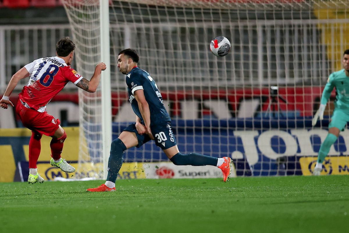 Ne, nije kvar! Semafor sasvim savršeno radi: Neočekivan rezultat na meču Vojvodina - Crvena zvezda