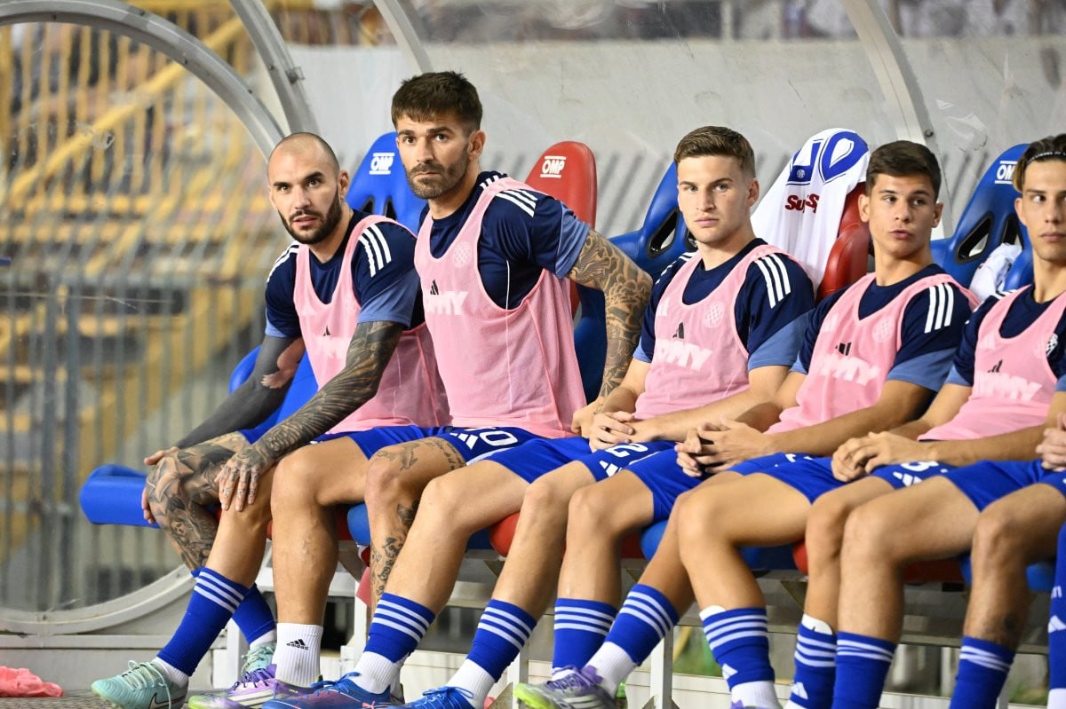 Sve ima svoj kraj, pa tako i strpljenje: Marko Livaja u čudu gledao šta je uradila Torcida Sve ima svoj kraj, pa tako i strpljenje: Marko Livaja u čudu gledao šta je uradila Torcida