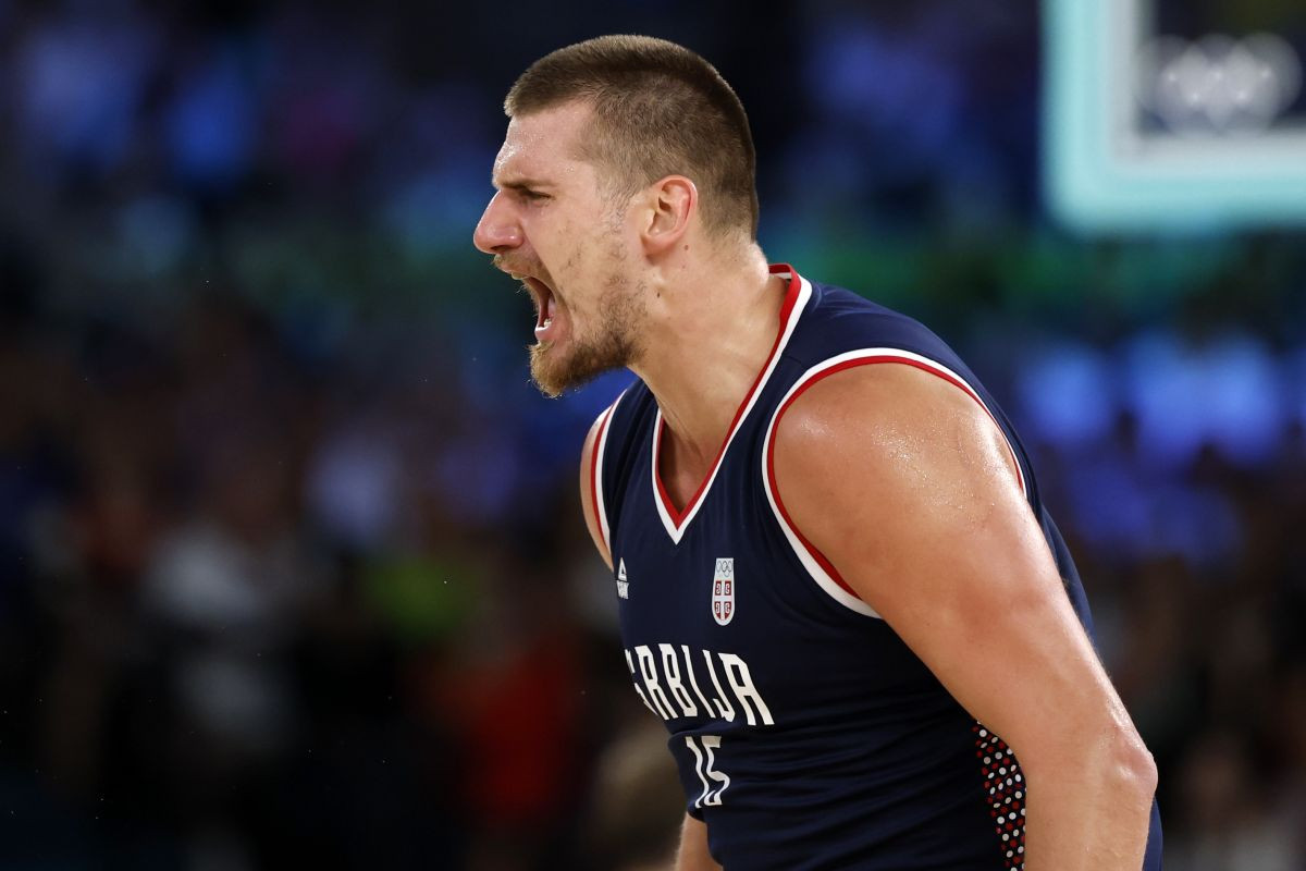 Nikola Jokić o igranju za Srbiju: "Prvo ću da popijem puno piva" Nikola Jokić o igranju za Srbiju: "Prvo ću da popijem puno piva"
