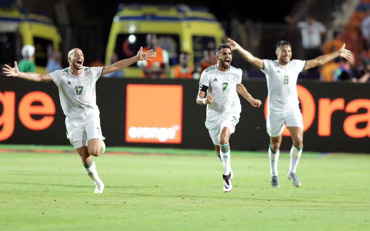 Čarolija Mahreza iz slobodnjaka odvela Alžir u finale