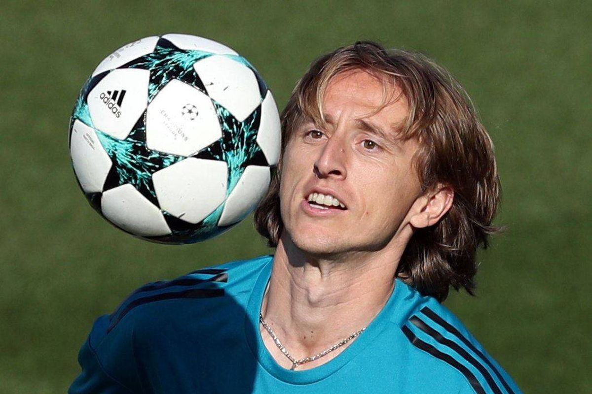 Niko nikad u historiji kao Luka Modrić: Nestvaran potez Reala prema legendarnom Hrvatu! Niko nikad u historiji kao Luka Modrić: Nestvaran potez Reala prema legendarnom Hrvatu!
