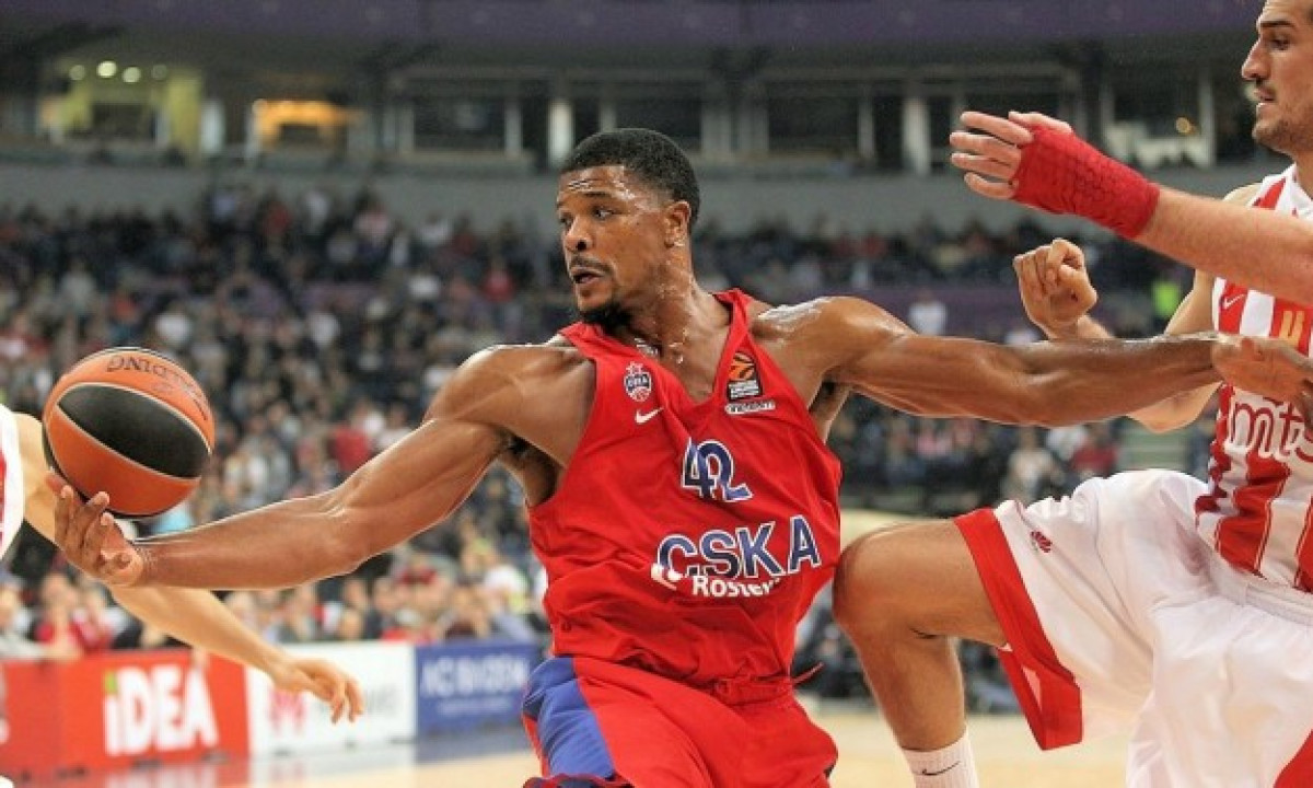 Kyle Hines napušta CSKA i potpisuje za Armani Kyle Hines napušta CSKA i potpisuje za Armani