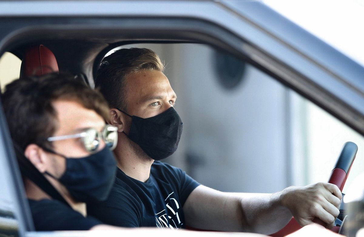 Novi šok za Juventus: Arthur skrivio saobraćajnu nesreću jer je vozio pod dejstvom alkohola Novi šok za Juventus: Arthur skrivio saobraćajnu nesreću jer je vozio pod dejstvom alkohola