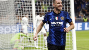 Gazzetta ponovo o Dijamantu: Džeko je već do sada nadmašio Lukakua