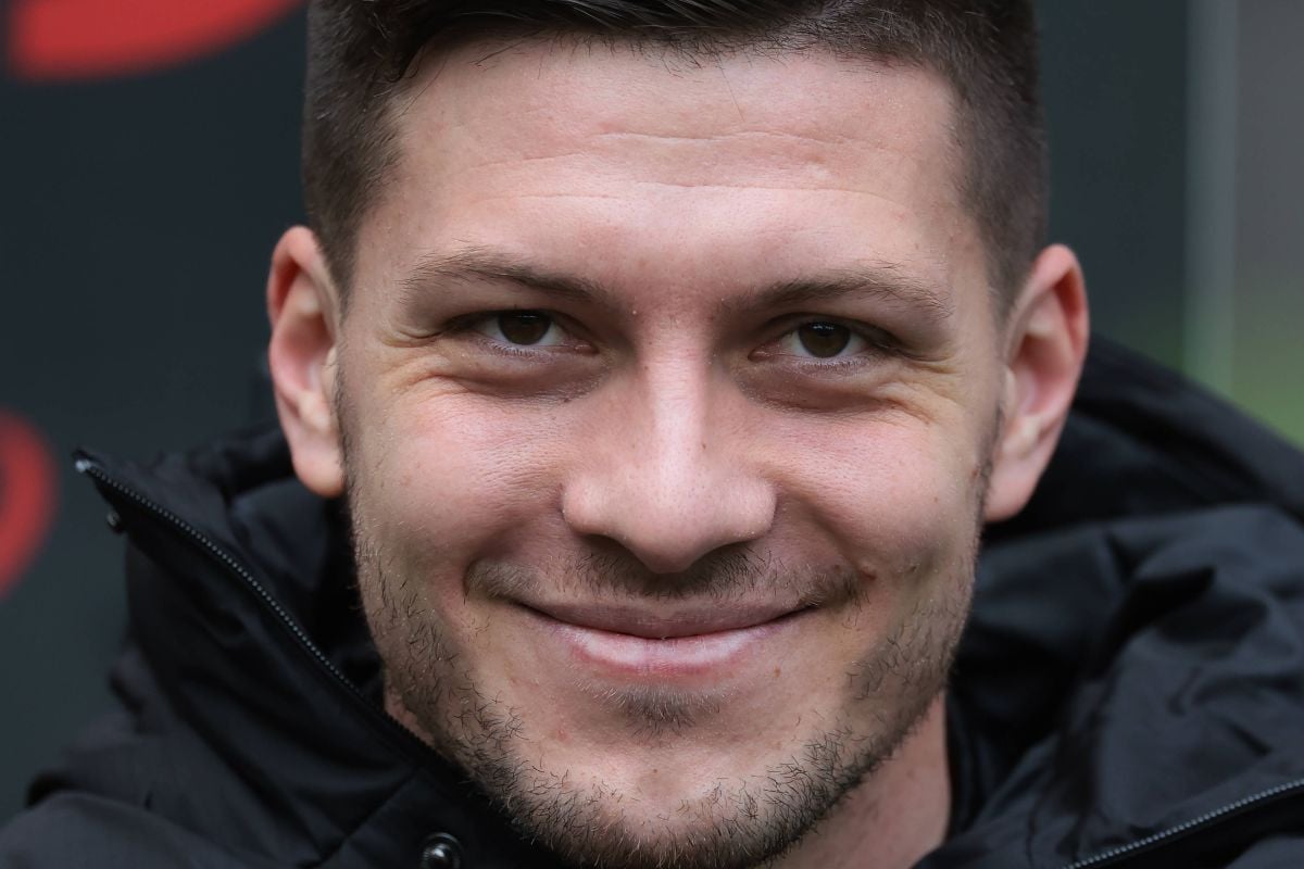Ovog čovjeka pare baš hoće - Luka Jović dobio još jednu 'ludu' ponudu!