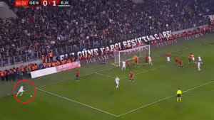 Fudbalski svijet odavno nije vidio spektakularniji gol iz slobodnjaka, remek-djelo igrača Bešiktaša!