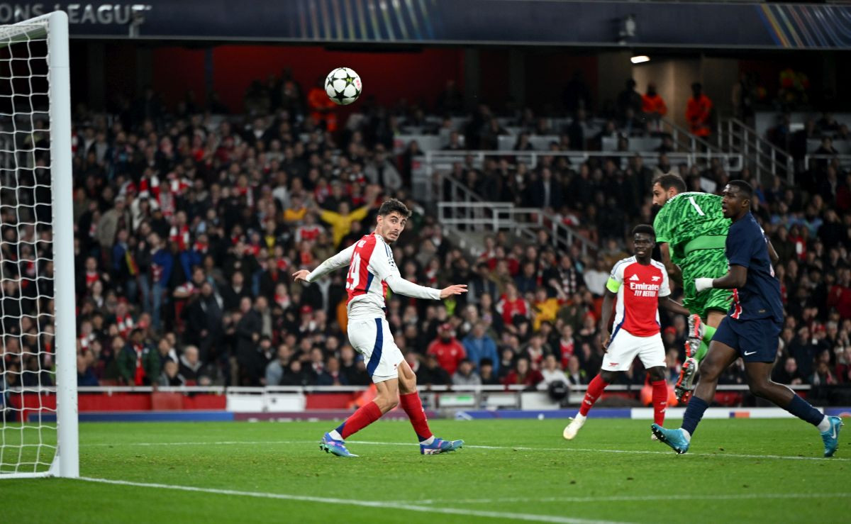 Topnici vode na poluvremenu: Paris Saint Germain nema rješenje za Arsenal! Topnici vode na poluvremenu: Paris Saint Germain nema rješenje za Arsenal!