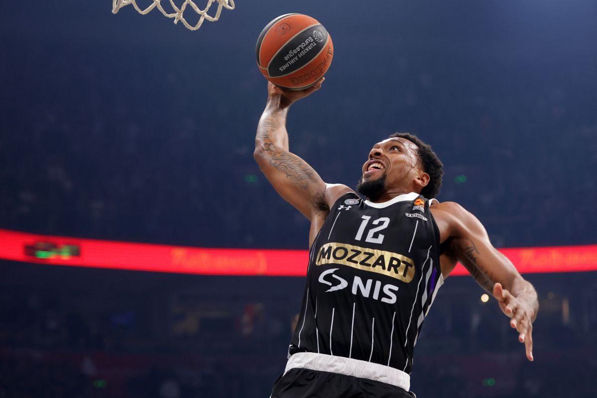 Sterling Brown ostaje u Partizanu! Sterling Brown ostaje u Partizanu!
