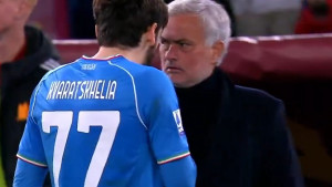 Jose Mourinho u žestokom obračunu sa zvijezdom Napolija - Gdje je pamet Gruzijcu?