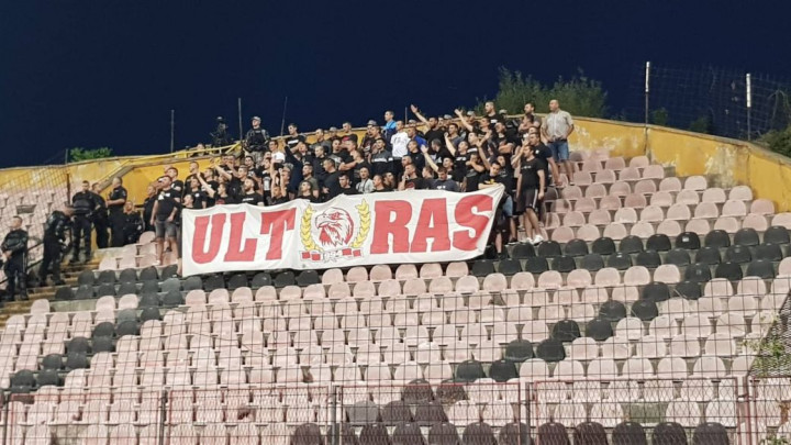 Pogledajte atmosferu na stadionu Tušanj