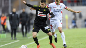 Trener Paderborna nije htio kriti razloge zbog čega Rifet Kapić ne igra