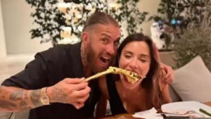Ramos dobio žestoke kritike jer je sa suprugom na dva odreska potrošio čak 1.000 eura