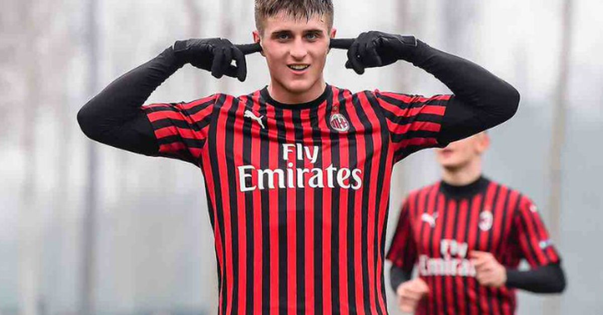 Od svoje šeste godine je čekao da debituje za Milan, san mu se napokon ostvario