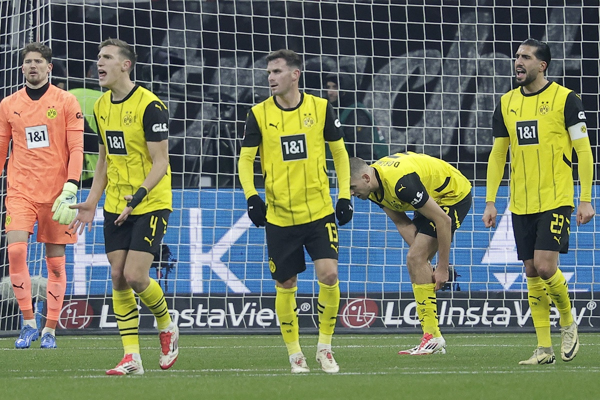 Nakon Kiela, Borussia poražena i u Frankfurtu - Eintracht ljubomorno čuva treće mjesto Nakon Kiela, Borussia poražena i u Frankfurtu - Eintracht ljubomorno čuva treće mjesto