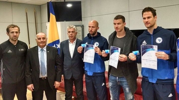 Sedam Zmajeva dobilo UEFA &quot;B&quot; trenerske diplome