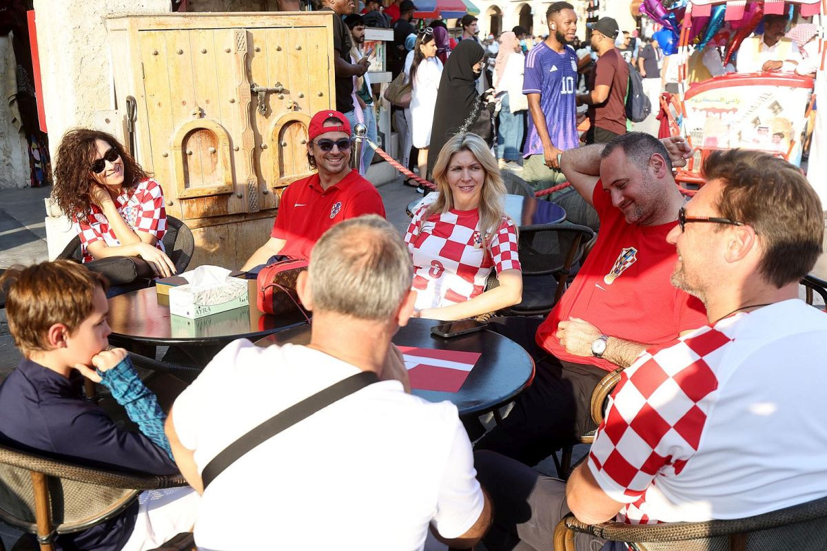 Srbi tek shvatili šta su im pred Euro napravili Hrvati: "Glupa provokacija, hoće da su smiješni" Srbi tek shvatili šta su im pred Euro napravili Hrvati: "Glupa provokacija, hoće da su smiješni"