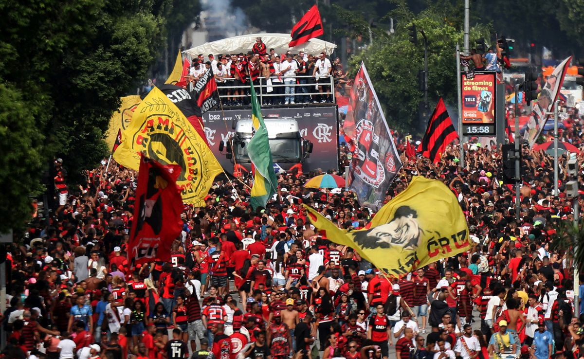 Luda 24 sata za Flamengo: Slavili titulu Copa Libertadoresa, pa saznali da su postali prvaci Brazila