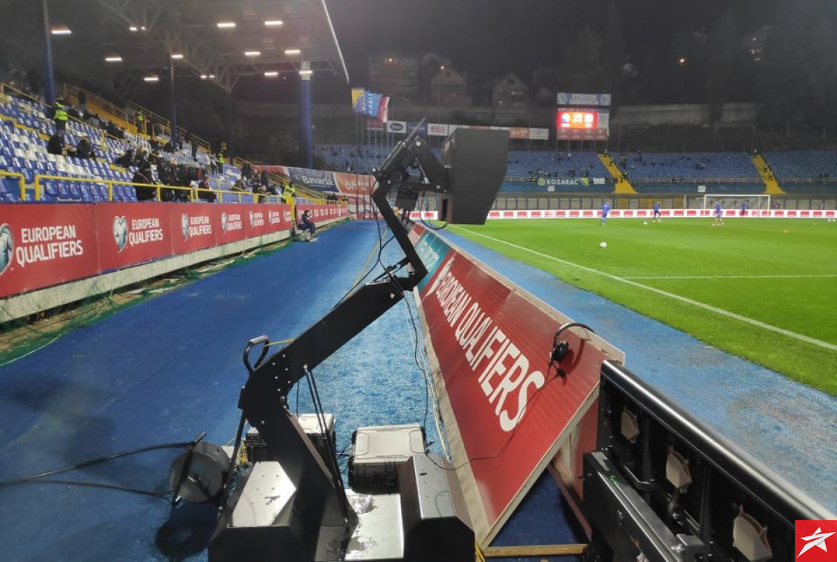 Postavljen i monitor za VAR na terenu stadiona Grbavica